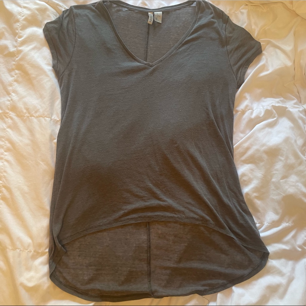 Basic V-Neck Top